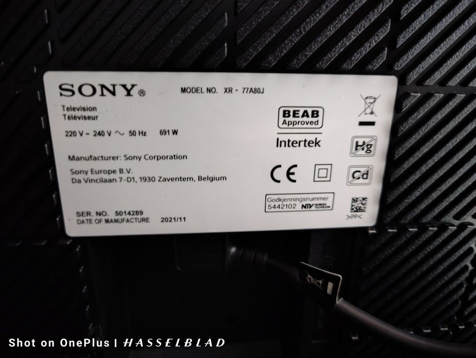 Oled Телевизор Sony 77 инча Android TV  модел 2021г. с два суббуфера