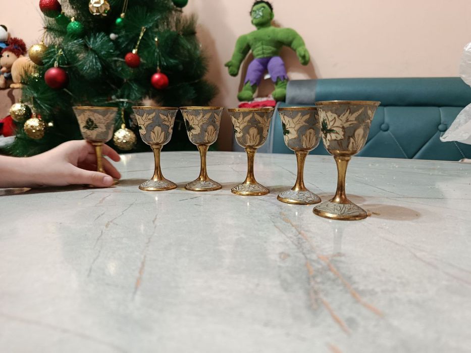 Продаются рюмки Индия