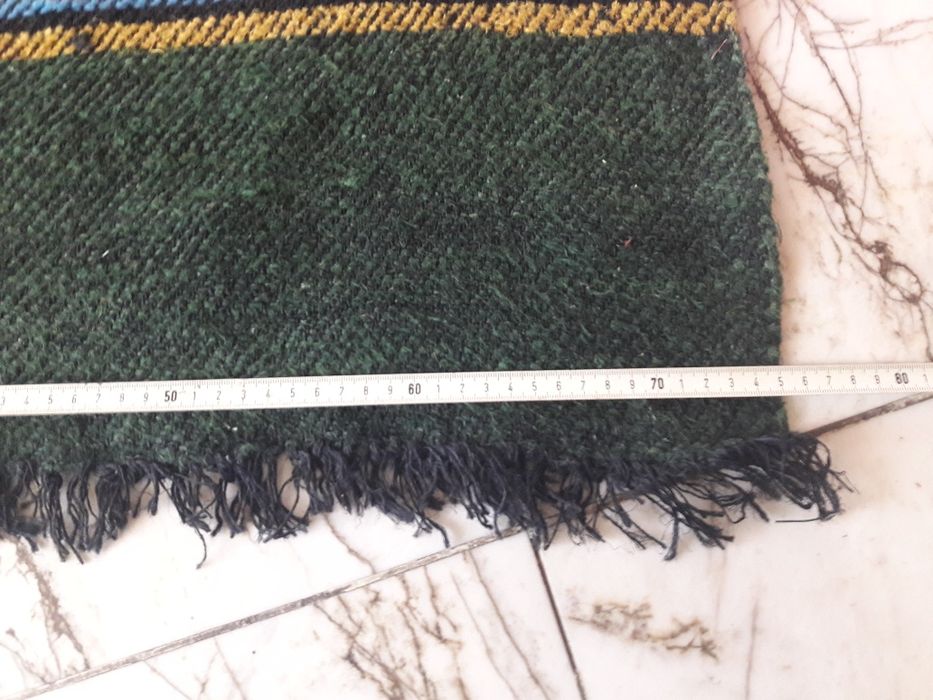 Черги и стар съветски часовник