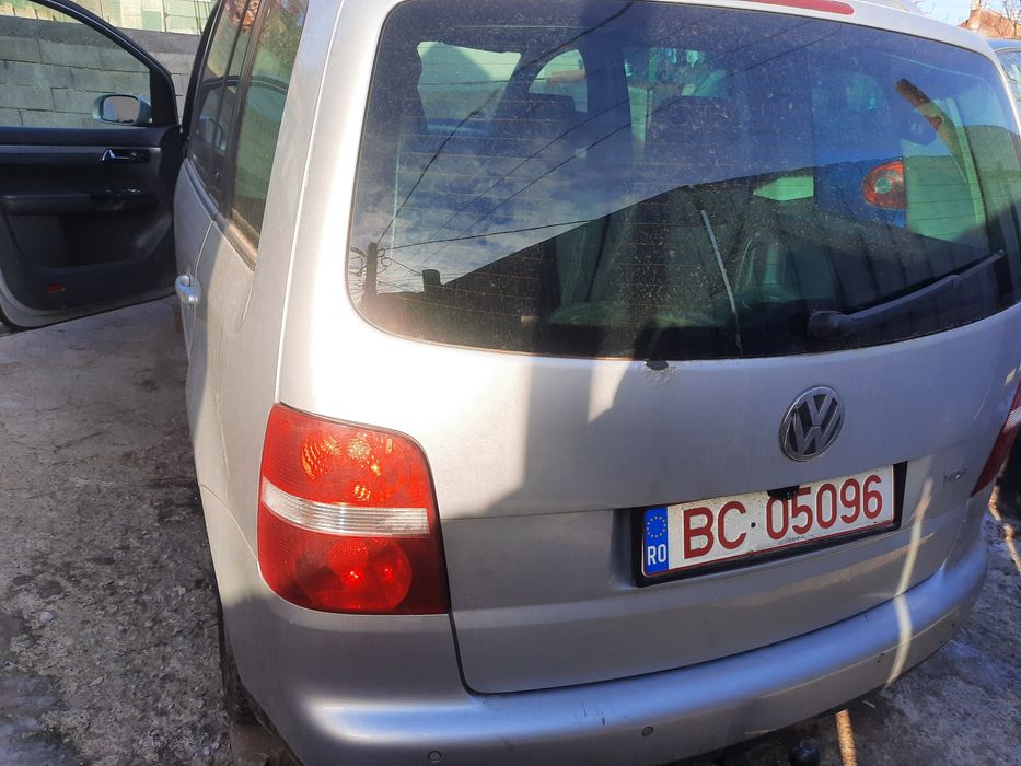 Vand sau schimb volkswagen touran 2.0 TDI BKD