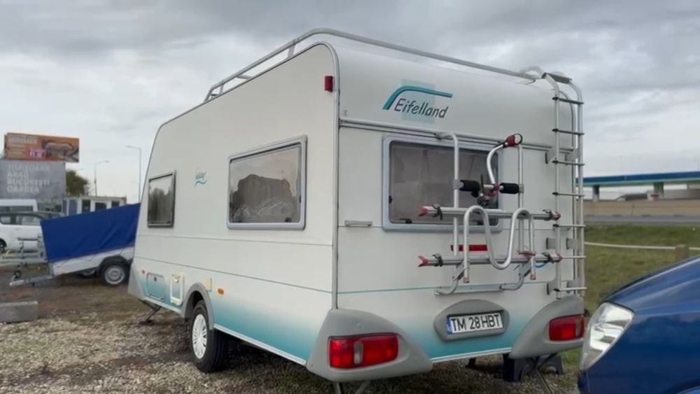 Rulotă înmatriculată cort și moover