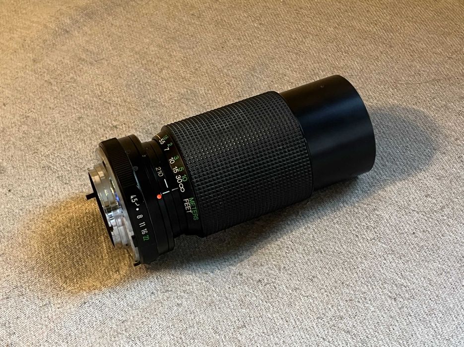 Obiectiv Vivitar 70-210mm f4.5 MC Macro Focus montura Minolta MD