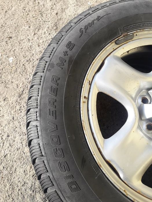 Гуми 14,15,16,17,18 +Джипови