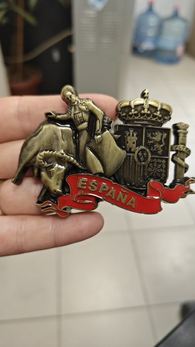 Магнет метален Испания