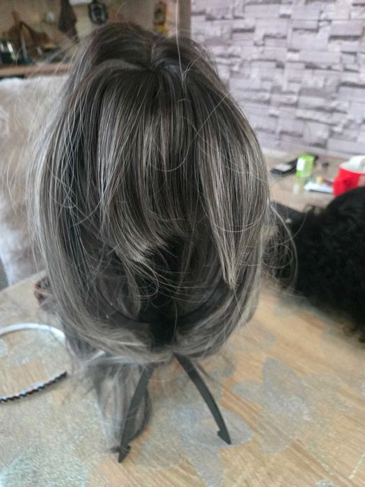 Перуки по  60 евро намалена 50 евро