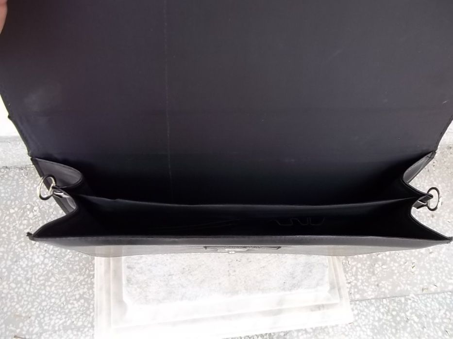 Уникална бизнес чанта за документи лаптоп с лого и етикет