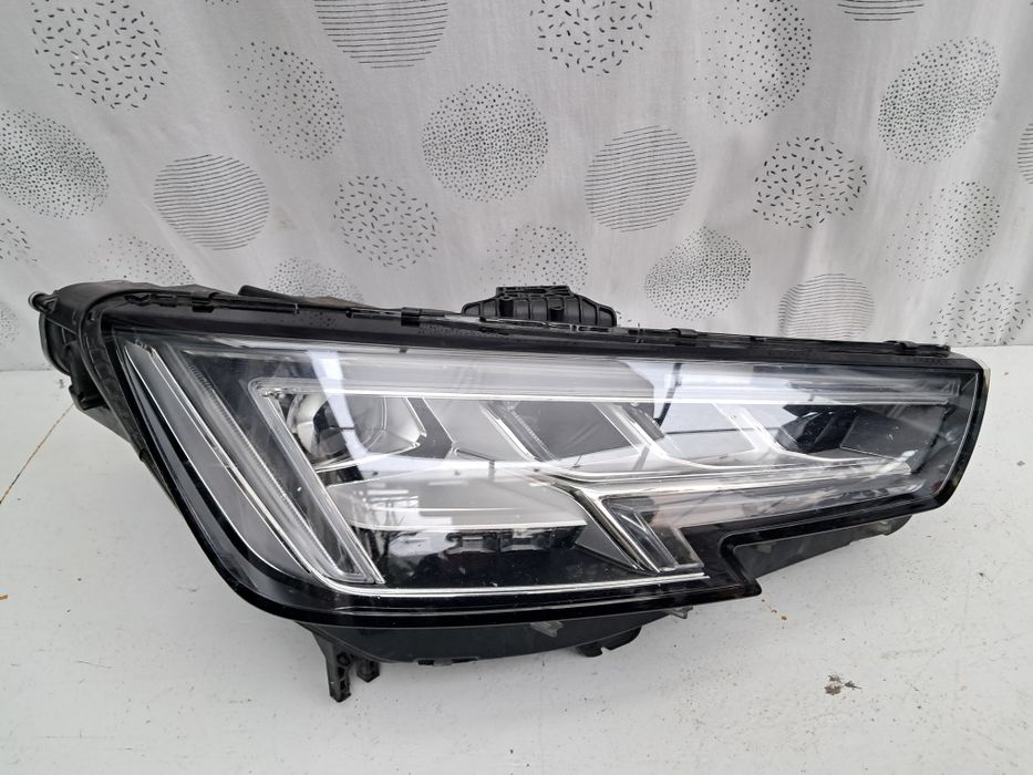 Фар Audi A4 B9 Matrix Led