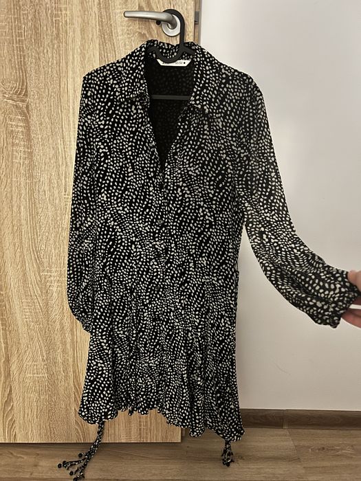 Rochita eleganta cu buline Zara