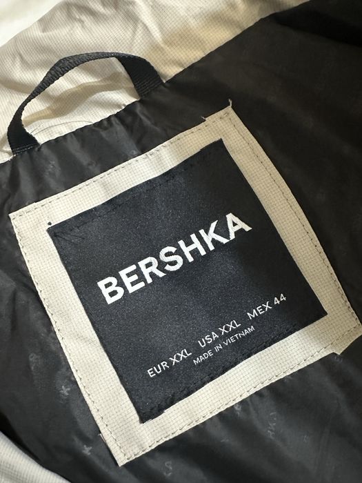Елек - Bershka.