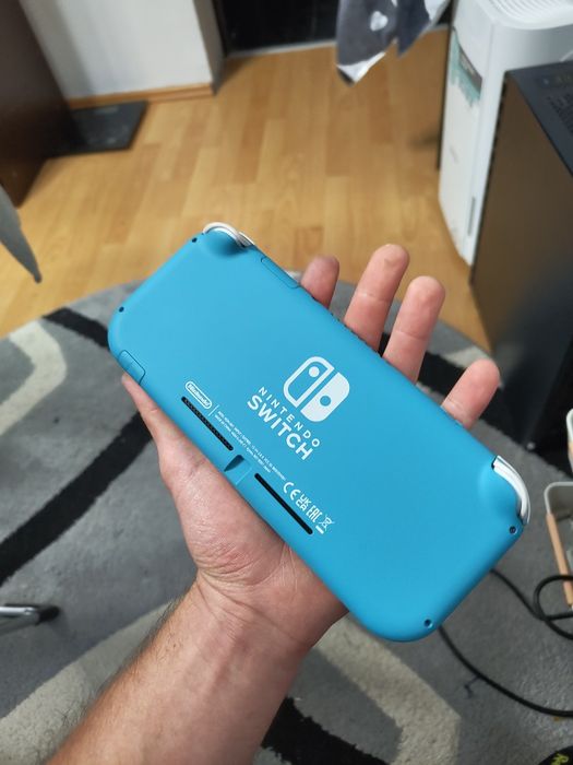 Nintendo switch lite modat