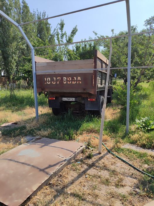 Грузовые автомобили