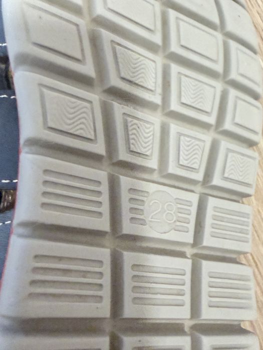 Сандалии детские 28р