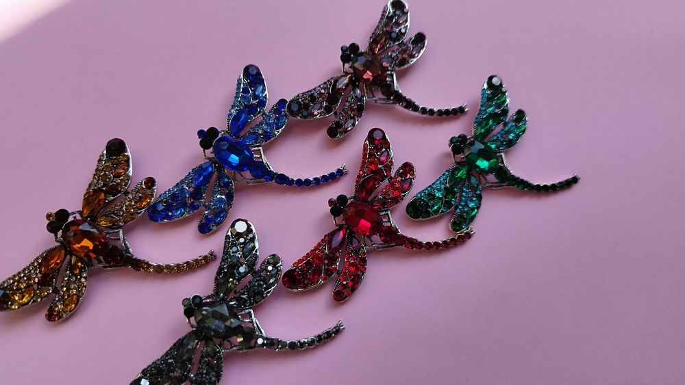 Брошки " водни кончета "