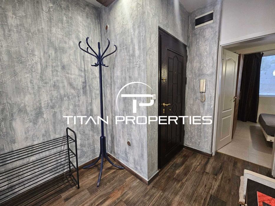 Продава се Двустаен апартамент в Варна, Бриз - 75 кв.м за 1747 €/кв.м - Снимка #7