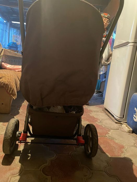 Продам детскую коляску