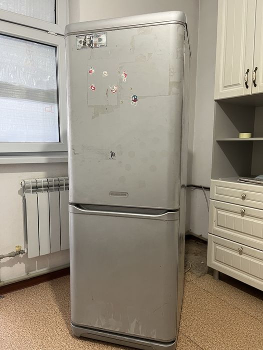 Холодильник АРИСТОН Россия