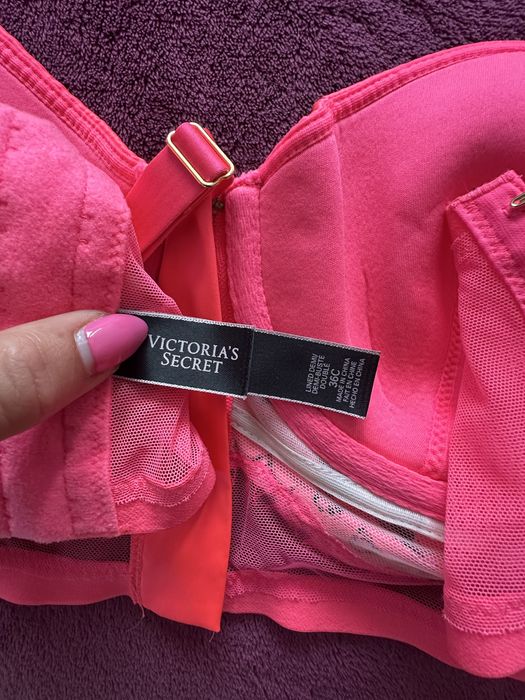 Бюстие Victoria secret