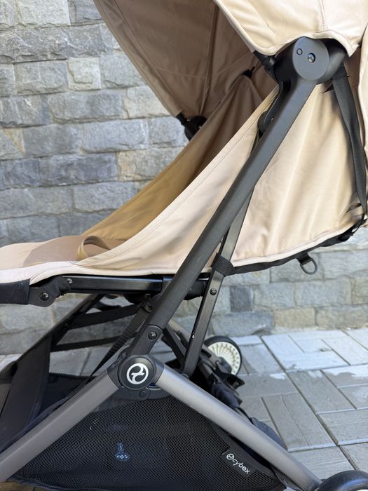Лятна бебешка количка cybex