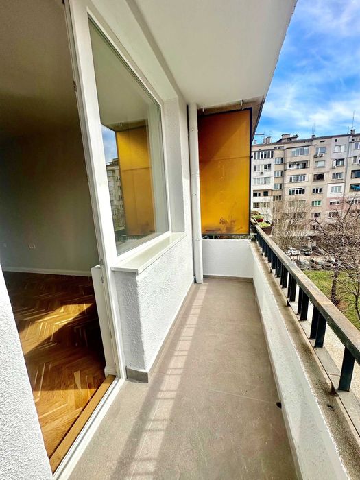 Четиристаен апартамент за продажба в Банишора