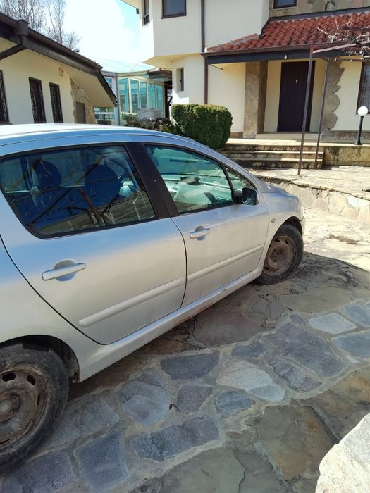 Лек автомобил Пежо 307