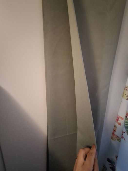 Draperii cu inele culoarea verde salvie