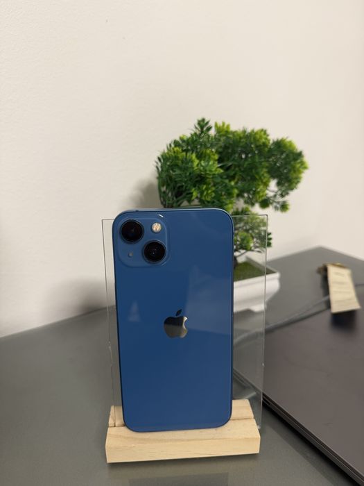 Iphone 13 Blue-128 gb fisurat ecran putin