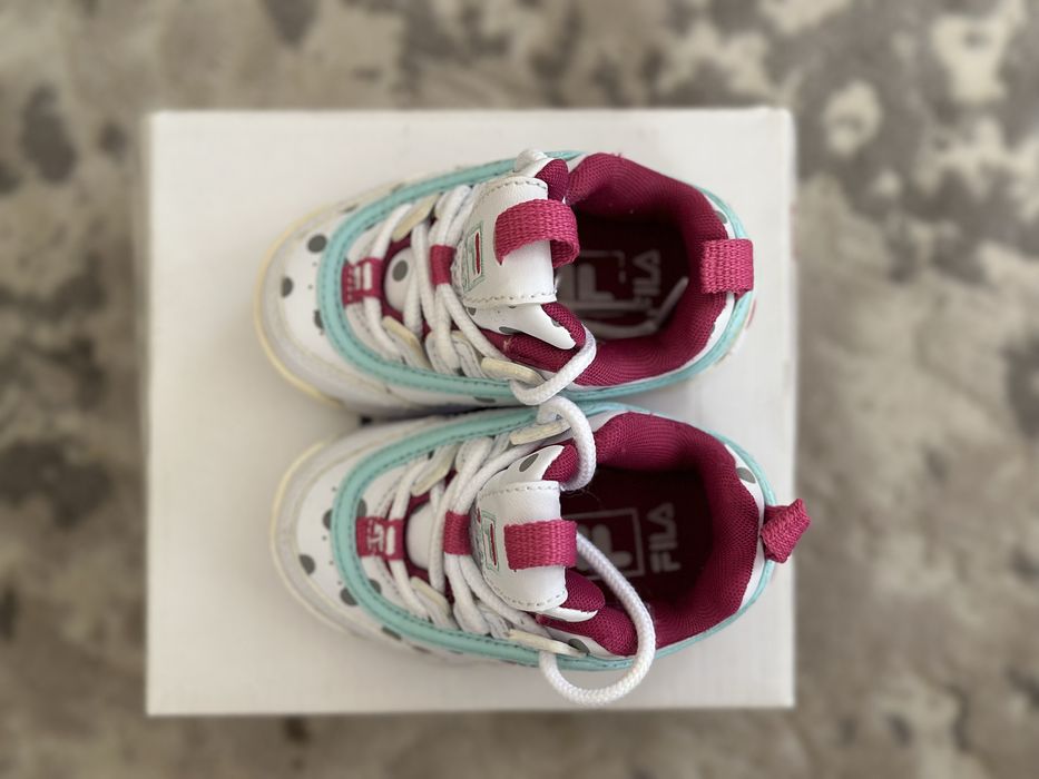 Маратонки FILA - номер 19