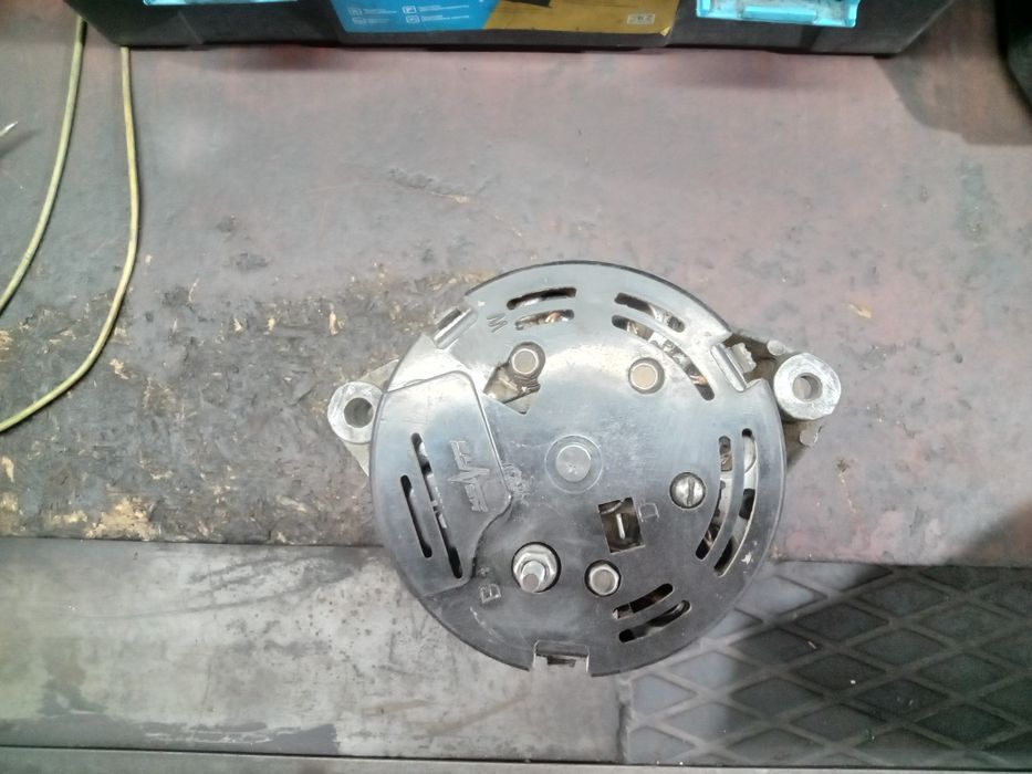 Продам Генератор - ГАЗЕЛЬ - Волга (31.10)