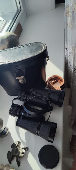 Посуда ,  статуэтки и разная мелочь