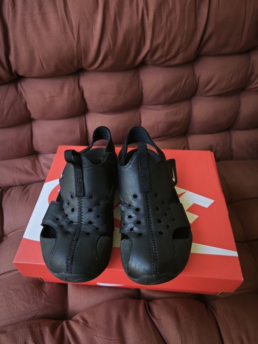 Сандали Nike номер 31
