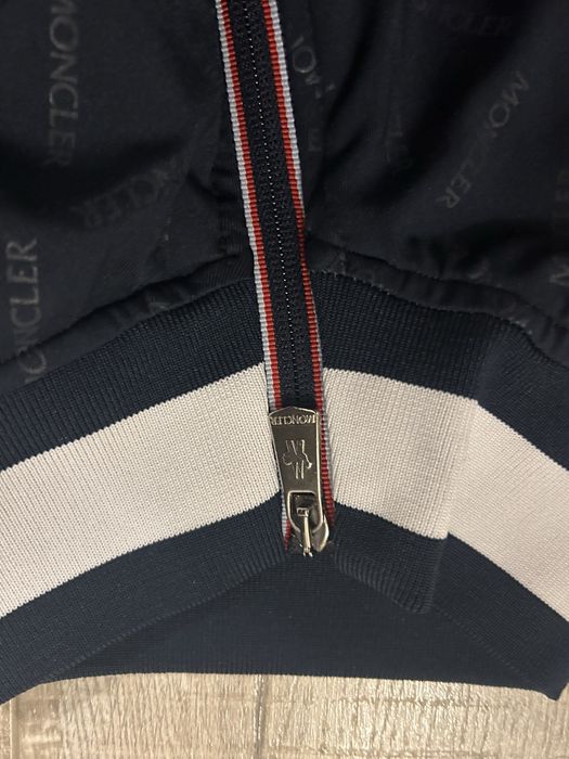 bluza moncler marimea L