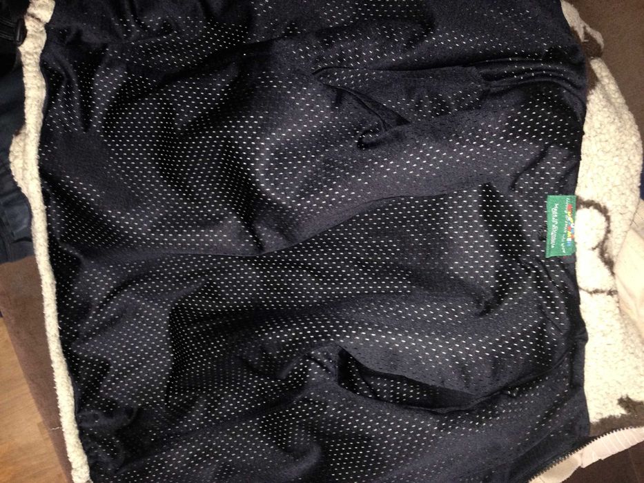 Детски суичър- почти нов