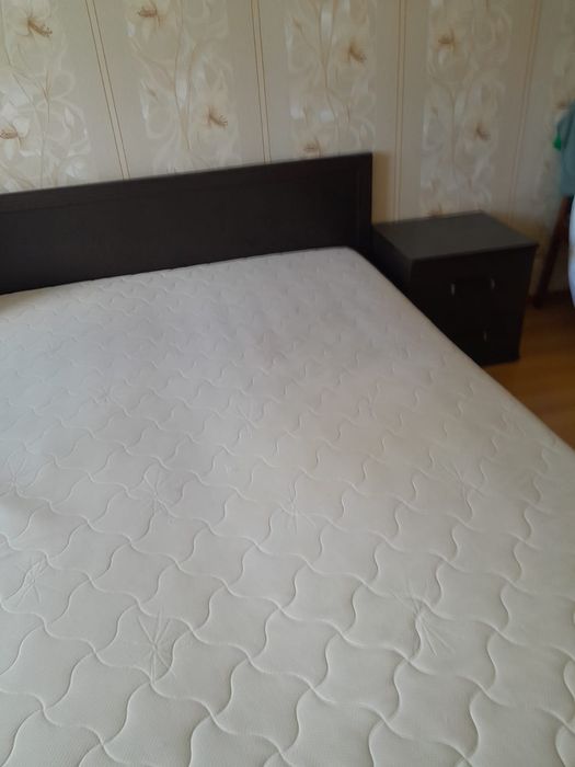 Кровать, шкаф, тумбочки