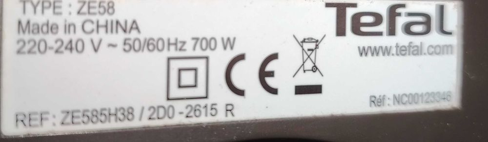 Vand storcător de fructe. Trimit în tara.