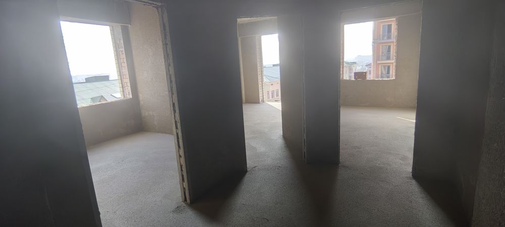 Продаётся элитная 3х комнатная квартира 88кв с кадастром