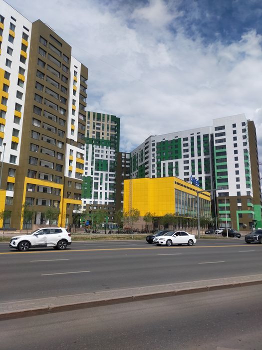 Продам евро 4комнатную квартиру