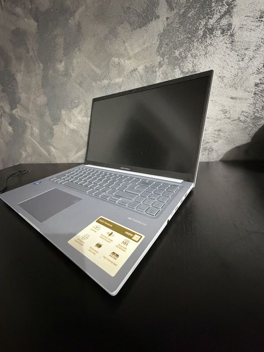 Vand laptop asus vivobook