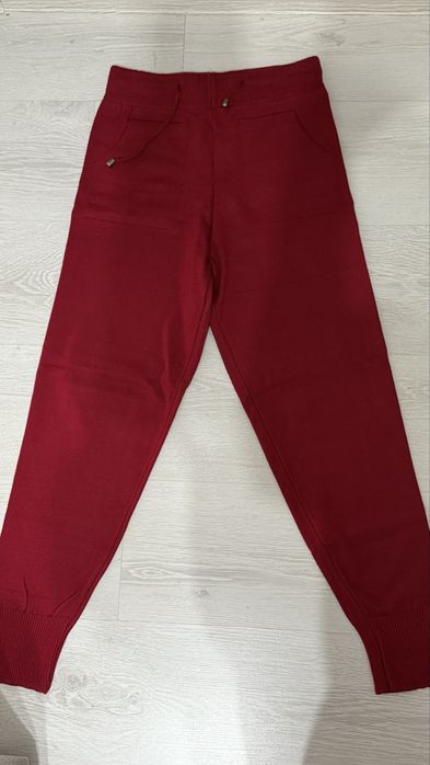 Костюмы на девочку