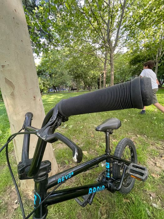 Bicicleta BMX Radio Revo 16