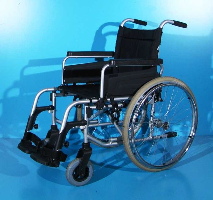 Scaun cu rotile handicap Dietz - latime sezut 45 cm