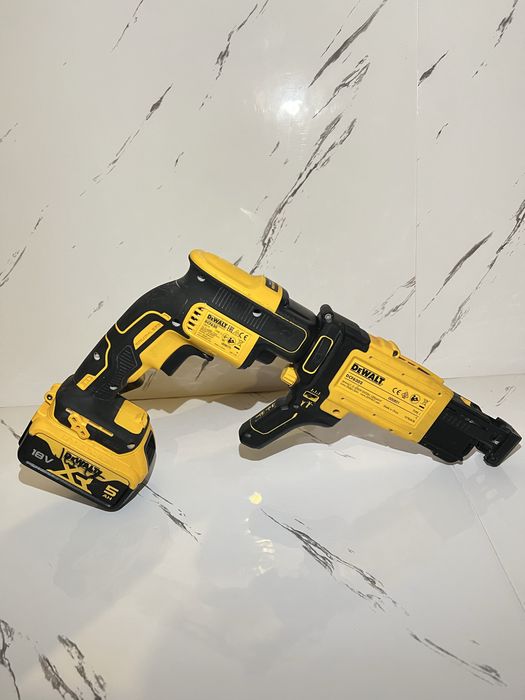 Autofiletanta cu Banda Rigips DeWALT DCF620