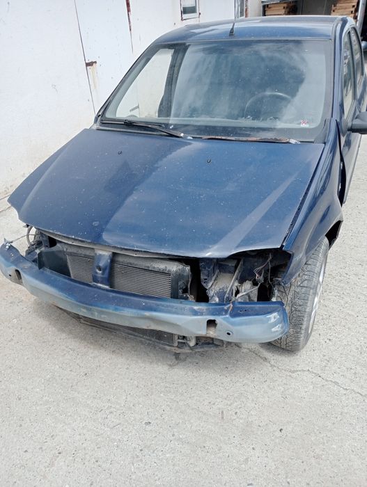 Dezmembrez Dacia Logan 1 și 2 motor 1.2 și 1.4 benzina