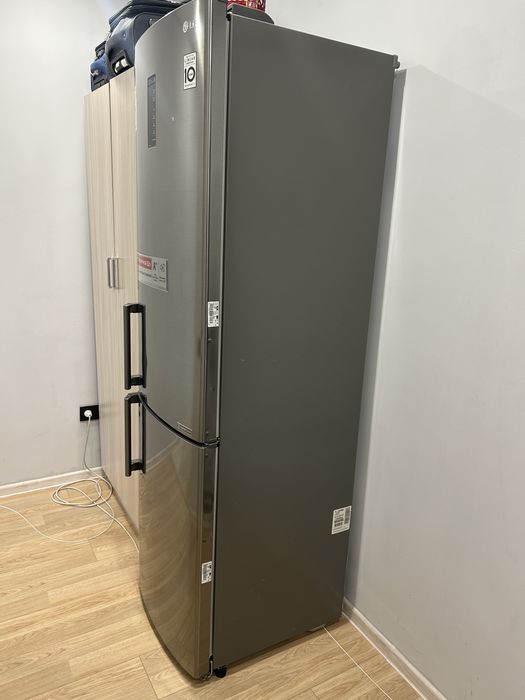 Холодильник LG Linear Compressor