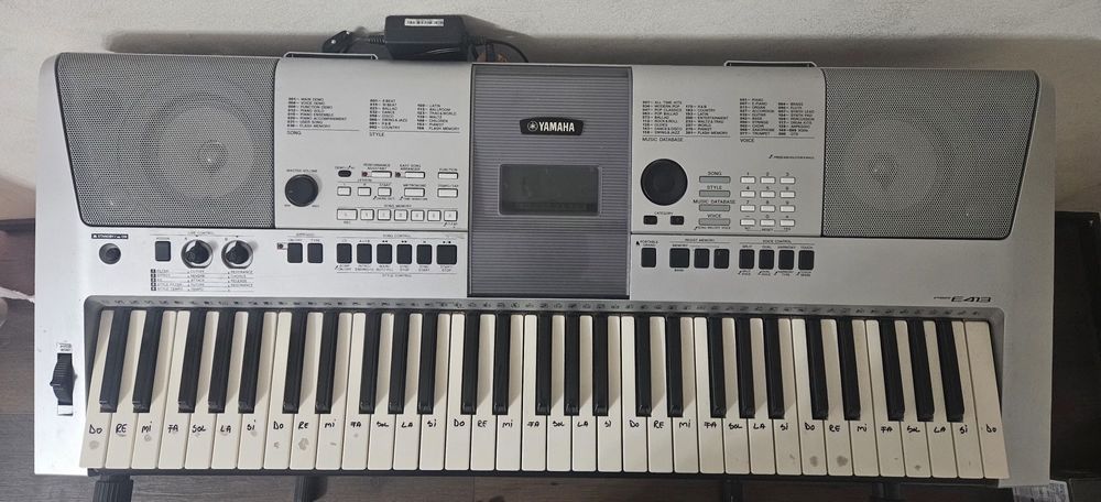 Orga Yamaha PSR-E413
