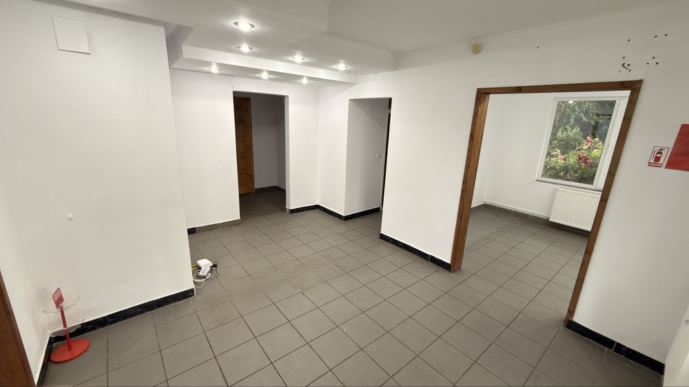 Apartament 3 camere la parter – ideal spațiu comercial | Cartier Bărăgan | 70 mp
