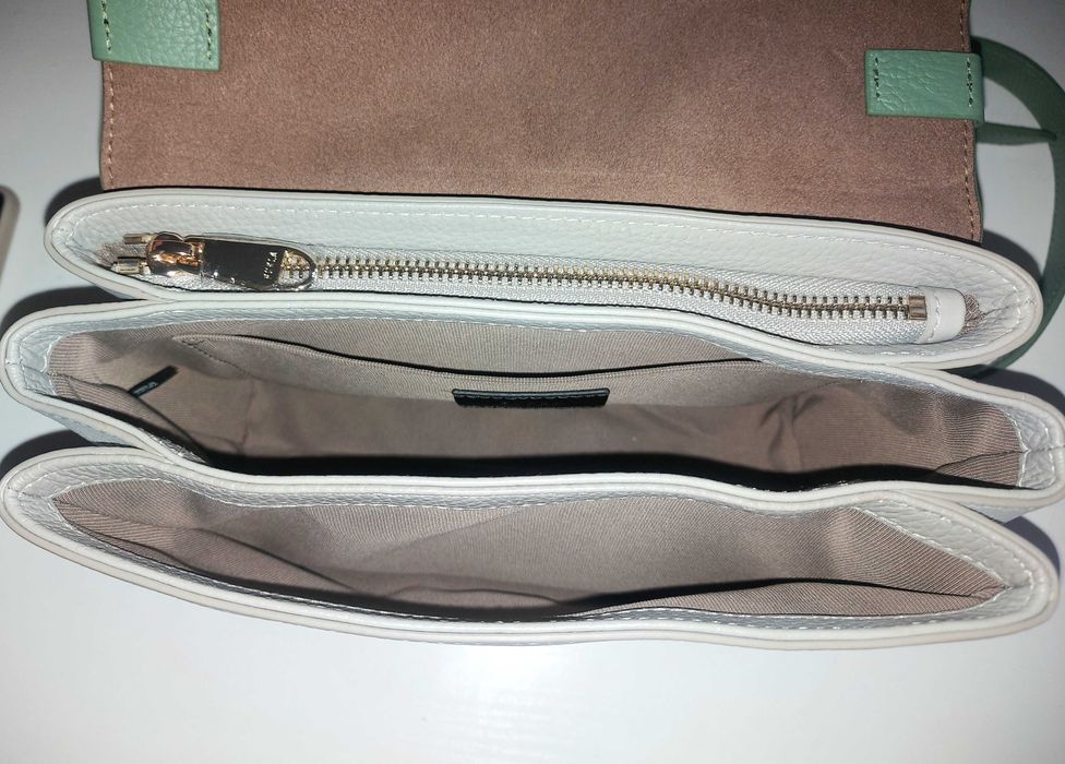 Furla ,оригинална дамска кожена чанта, нова, 25см/18см