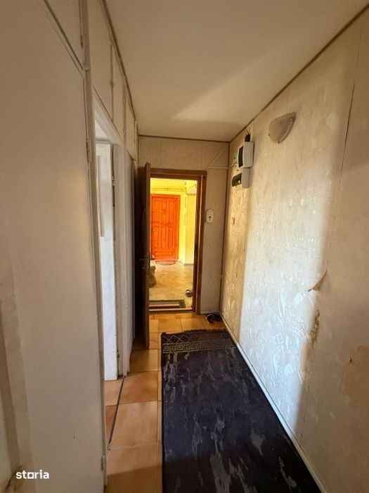 Apartament 3 camere semidecomandat, 67 mp, zona McDonald’s - Imparat