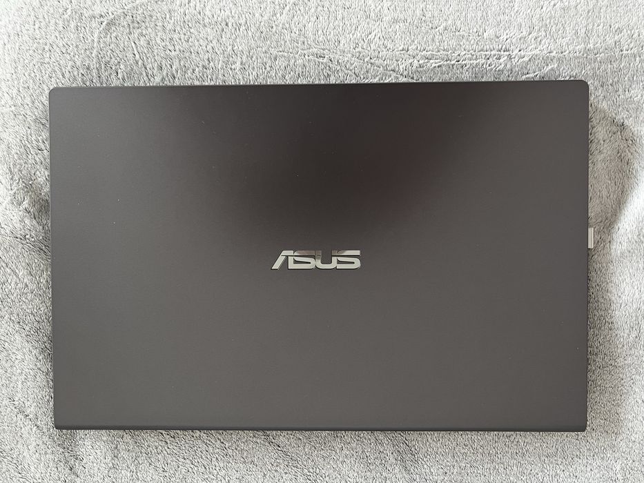 Laptop NOU Asus x509ua