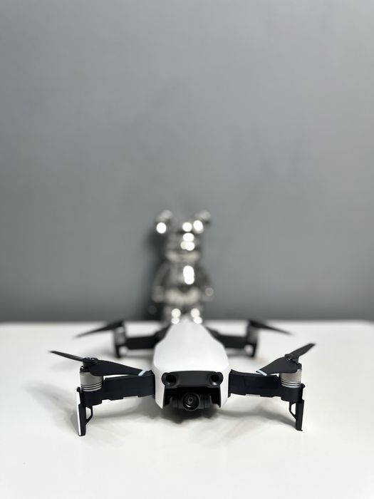 Дрон (Квадрокоптер) DJI Mavic Air1