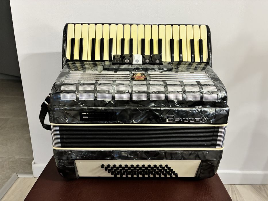 Acordeon Parrot cu 60 de basi